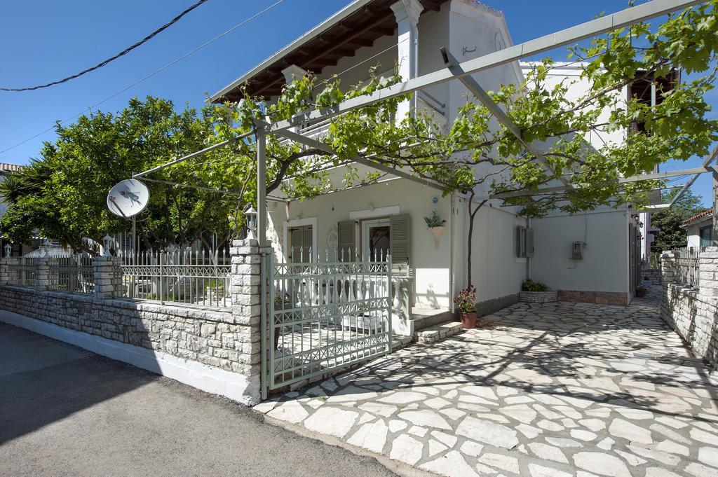 The Orange Garden Apartment Kassiopi Luaran gambar
